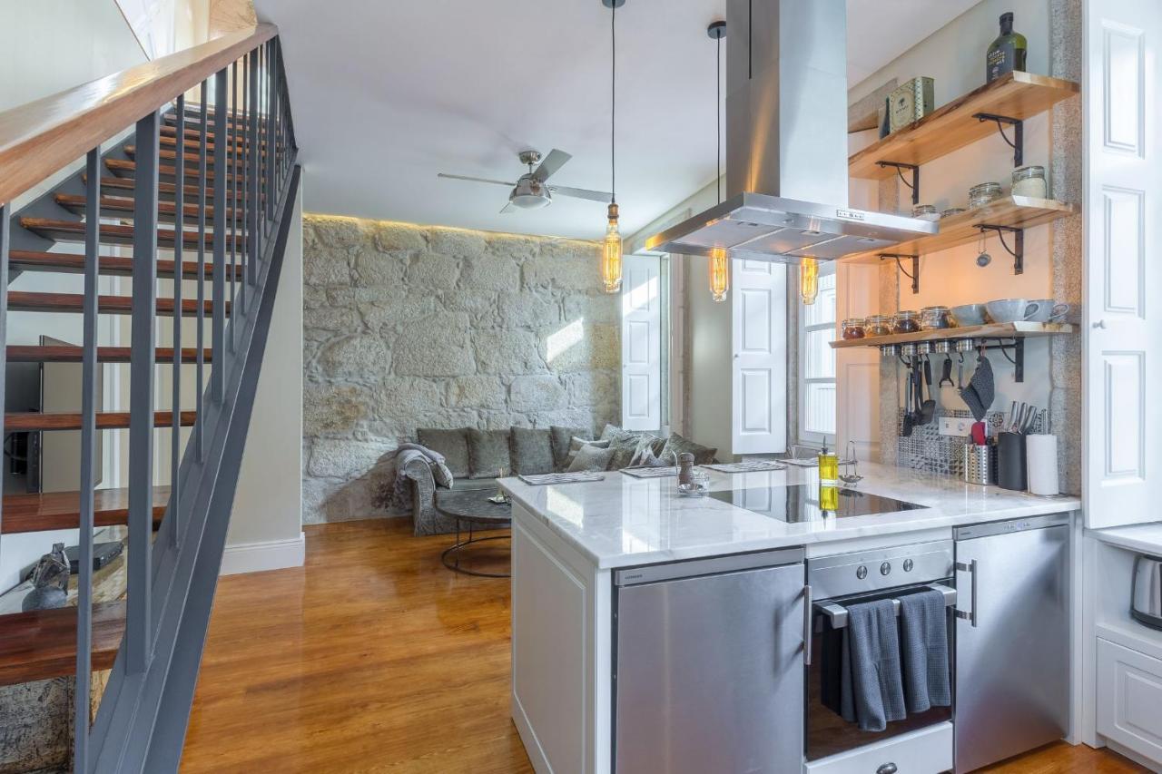 Elegant 2Br Duplex In City Center By Lovelystay Porto Kültér fotó