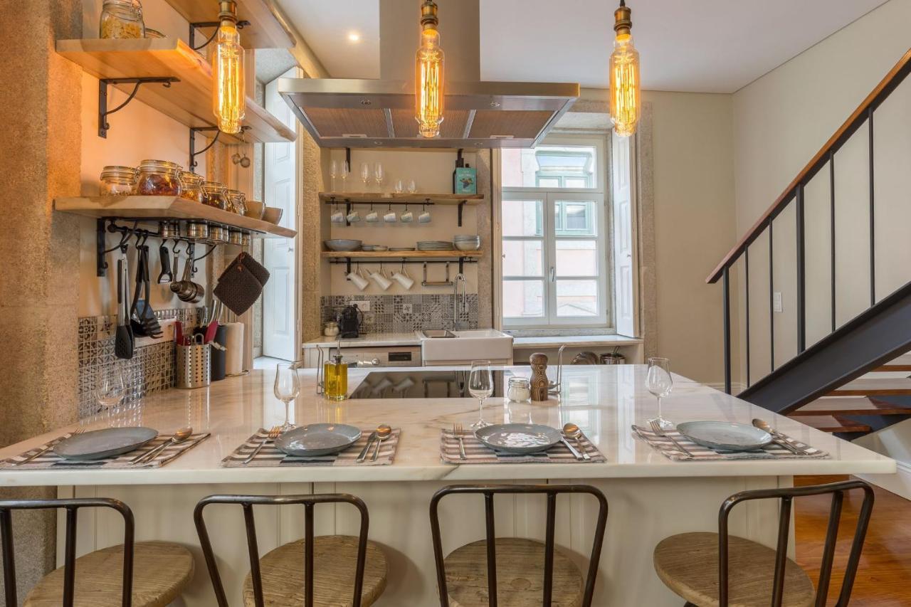 Elegant 2Br Duplex In City Center By Lovelystay Porto Kültér fotó